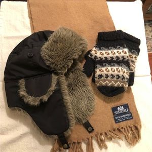 Winter bundle:Scarf 100% lambswool. Gloves Alpaca, Hat insulated w/faux fur trim